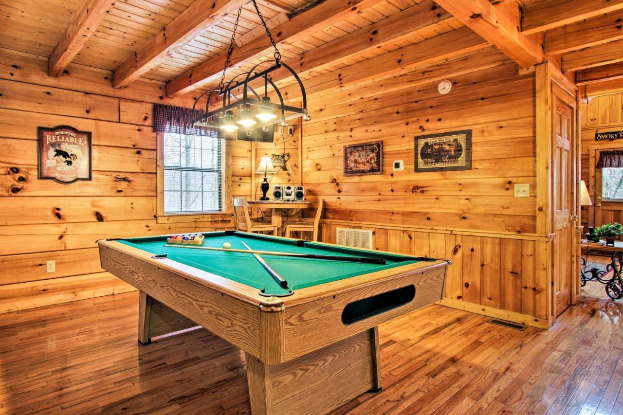 Willa Gatlinburg Mountainside Escape With Deck And Hot Tub! Zewnętrze zdjęcie