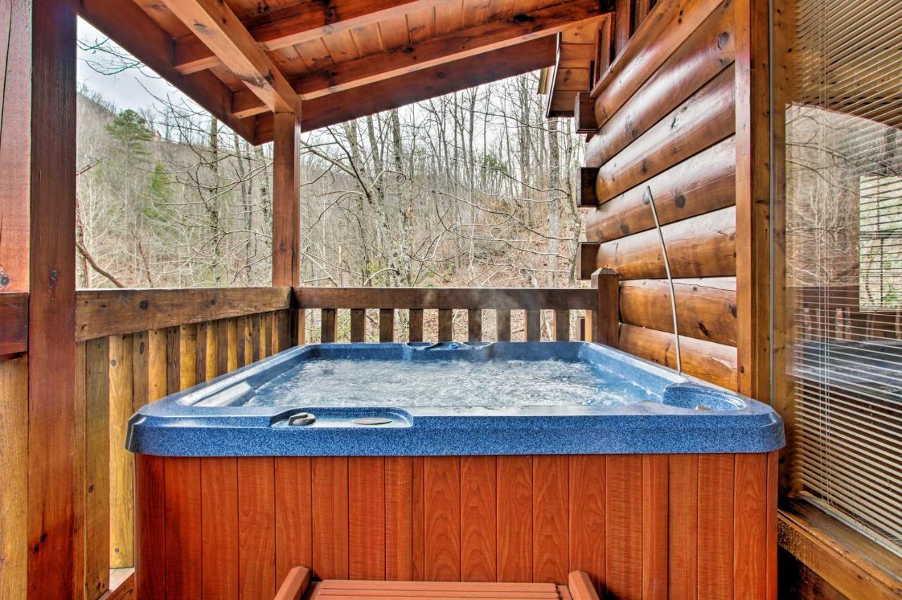 Willa Gatlinburg Mountainside Escape With Deck And Hot Tub! Zewnętrze zdjęcie