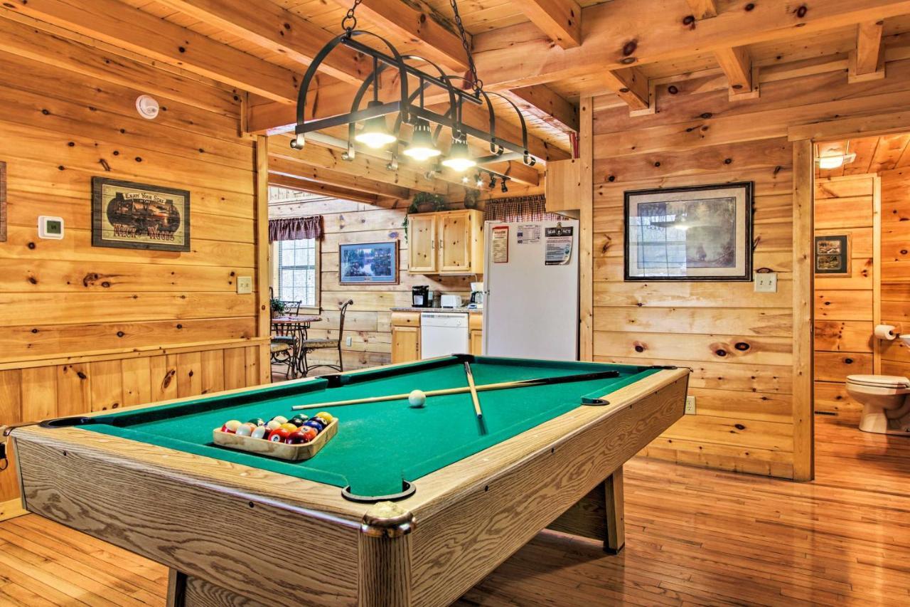 Willa Gatlinburg Mountainside Escape With Deck And Hot Tub! Zewnętrze zdjęcie