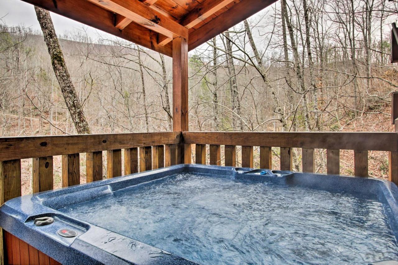 Willa Gatlinburg Mountainside Escape With Deck And Hot Tub! Zewnętrze zdjęcie